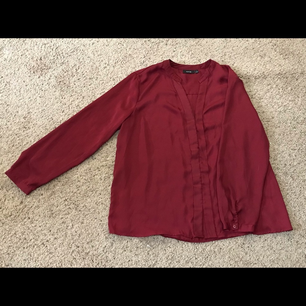 apt 9 blouse
size XL